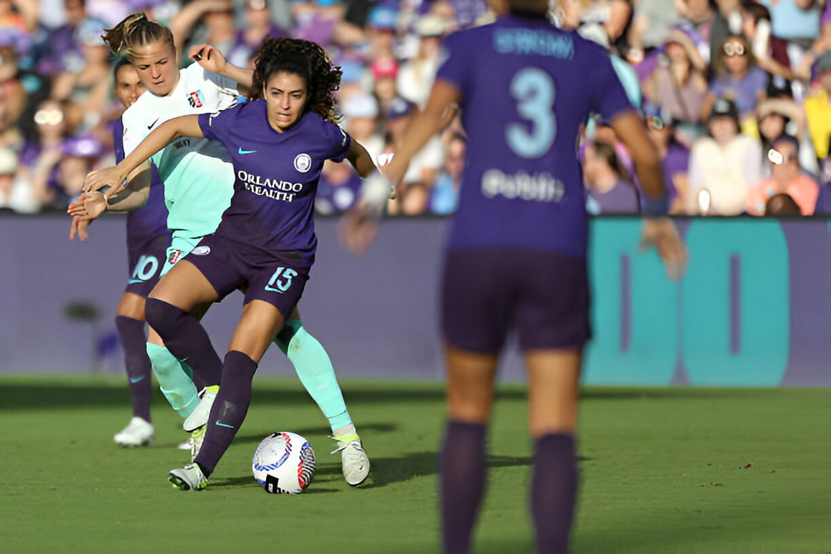 Angelina #15 of Orlando Pride controls the ball during the NWSL Playoff Semifinals between Orlando City v Kansas City