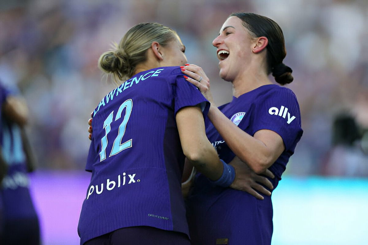 Haley McCutcheon #2 of Orlando Pride during the NWSL Playoff Semifinals